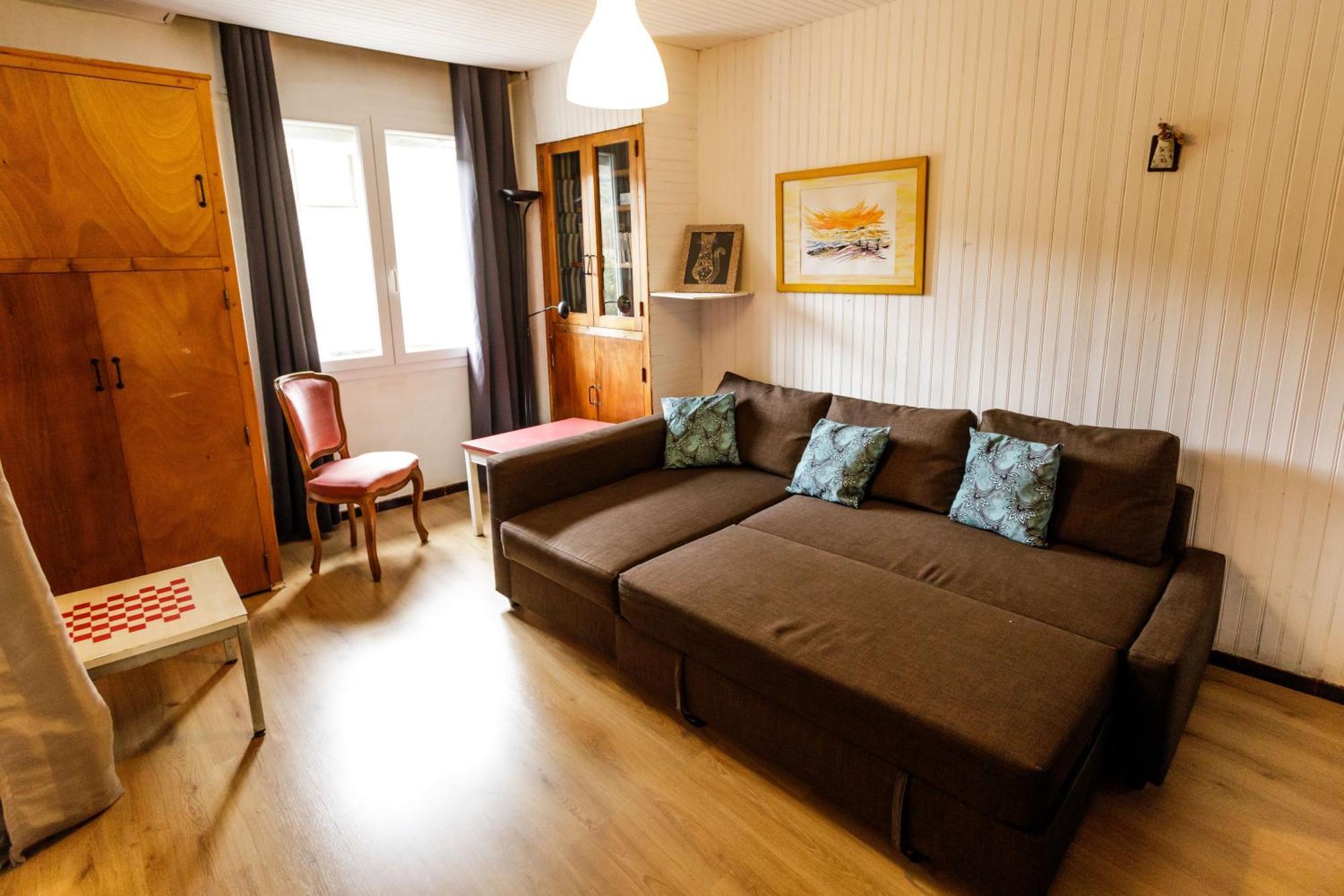 Gite Rue Tranquille Padern Екстериор снимка